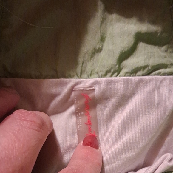 Short Set - Picture 6 of 9